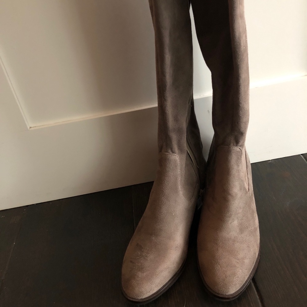Ivanka Trump Gray knee-high boots